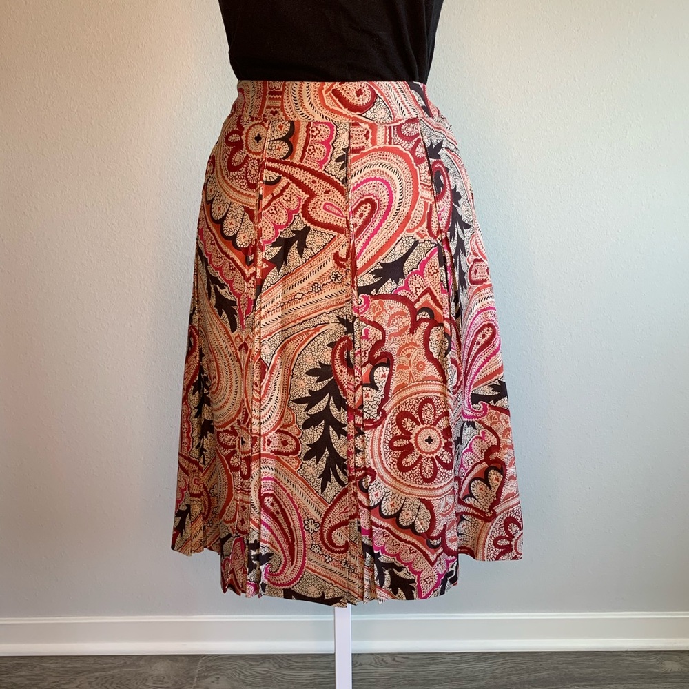 100% SILK Beautiful Colors Pleated Kenneth Cole Skirt